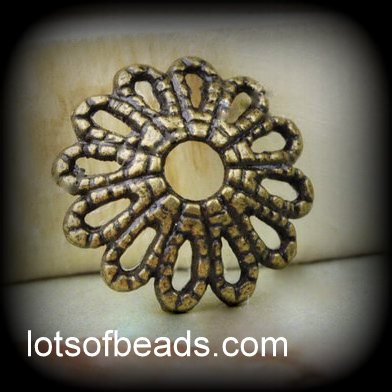 Fancy filigree bronze bead cap